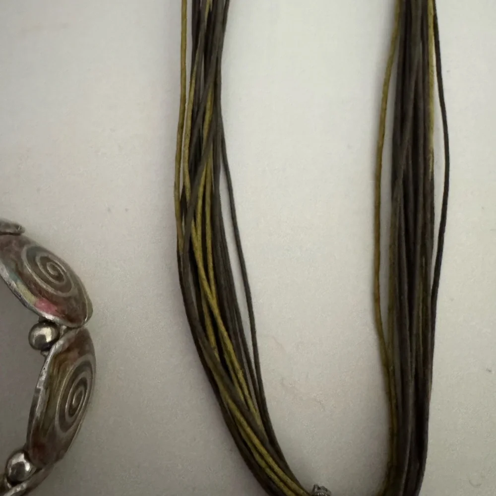 Elegant Silver and Brown Jewelry Set
